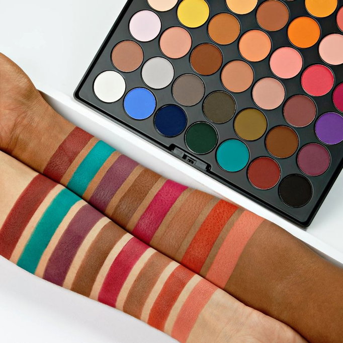 BH Cosmetics Ultimate Matte 42 Color Shadow Palette-image4