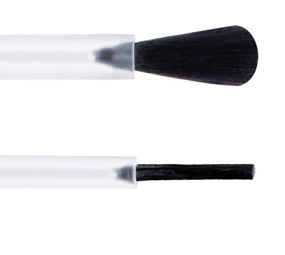 Zoya Z-Wide Brush