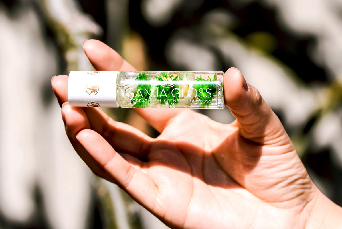 Ganja Gloss Roll-On Scented Lip Gloss-image3