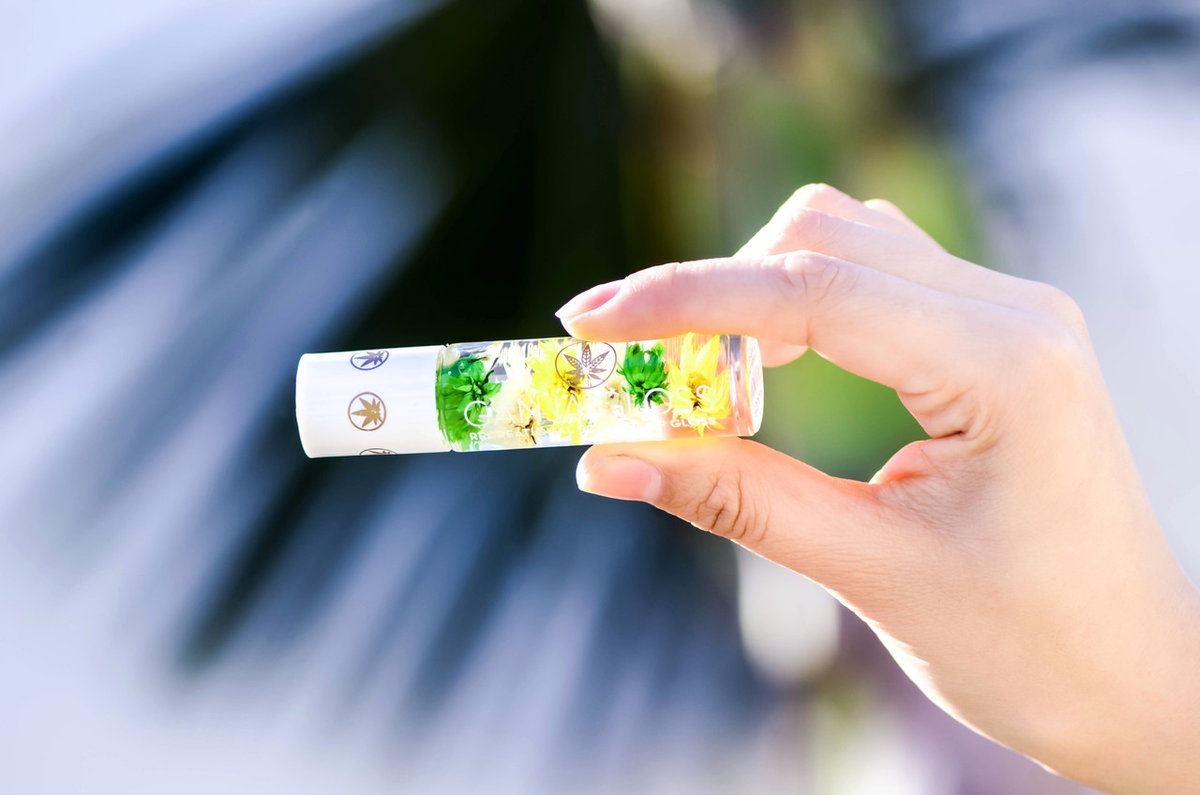 Ganja Gloss Roll-On Scented Lip Gloss-image5