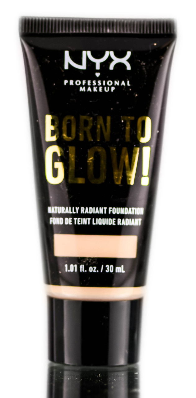 NYX Born To Glow Naturally Radiant Foundation