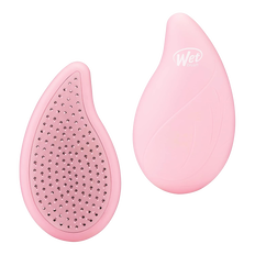 the wet brush go green palm detangler the wet brush go green palm detangler