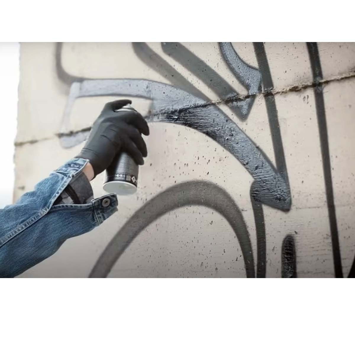 Montana BLACK Spray Paint