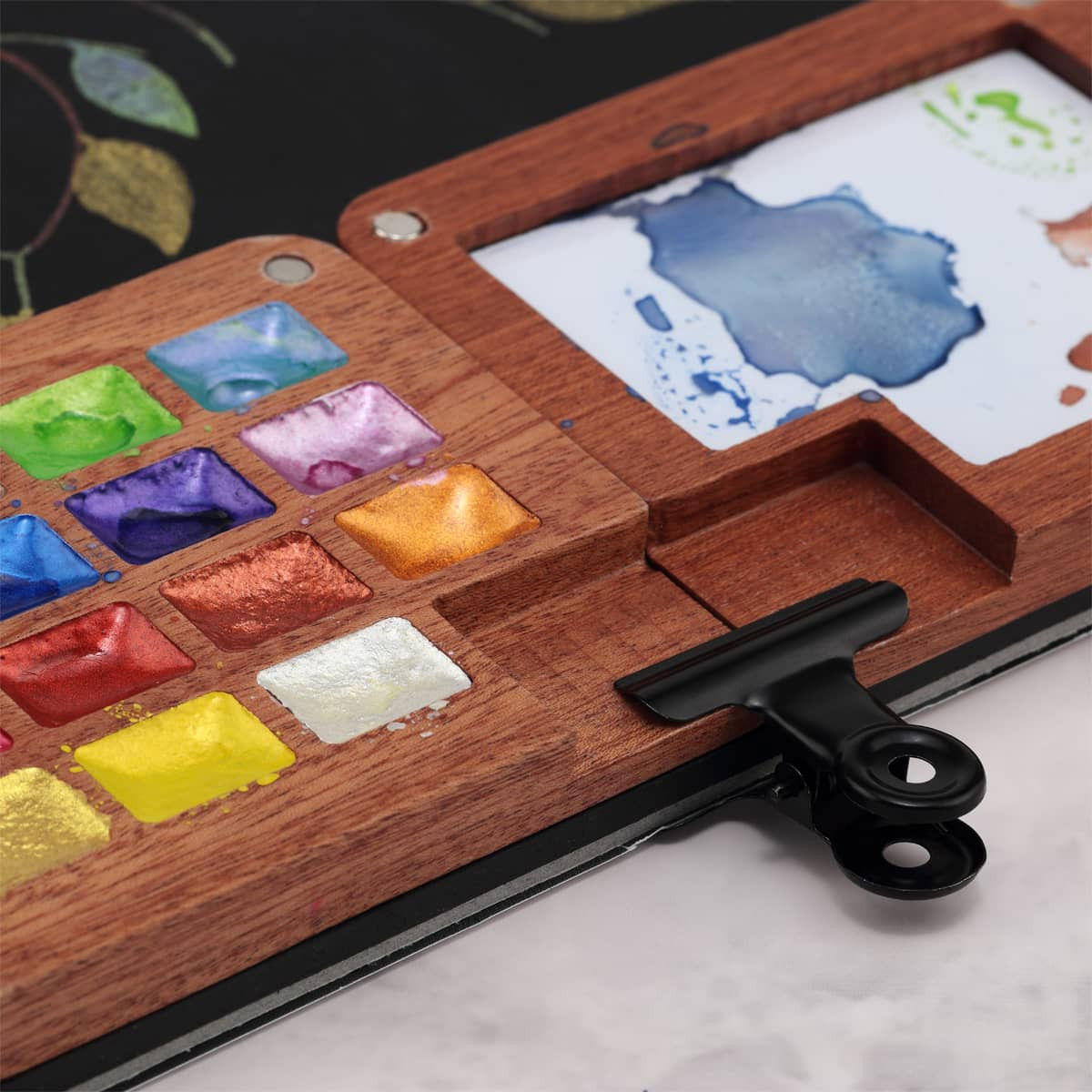 SoHo Watercolor Mini Wooden Travel Pan Set of 15 Metallic Colors