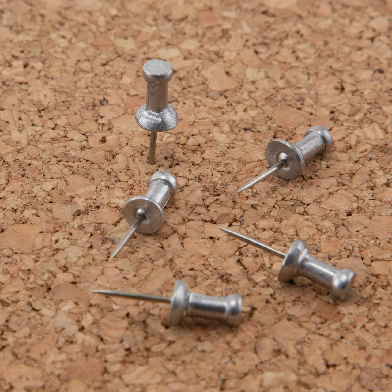 Advantus 5/8" Aluminum Push Pins Box of 100 - (1000084264)
