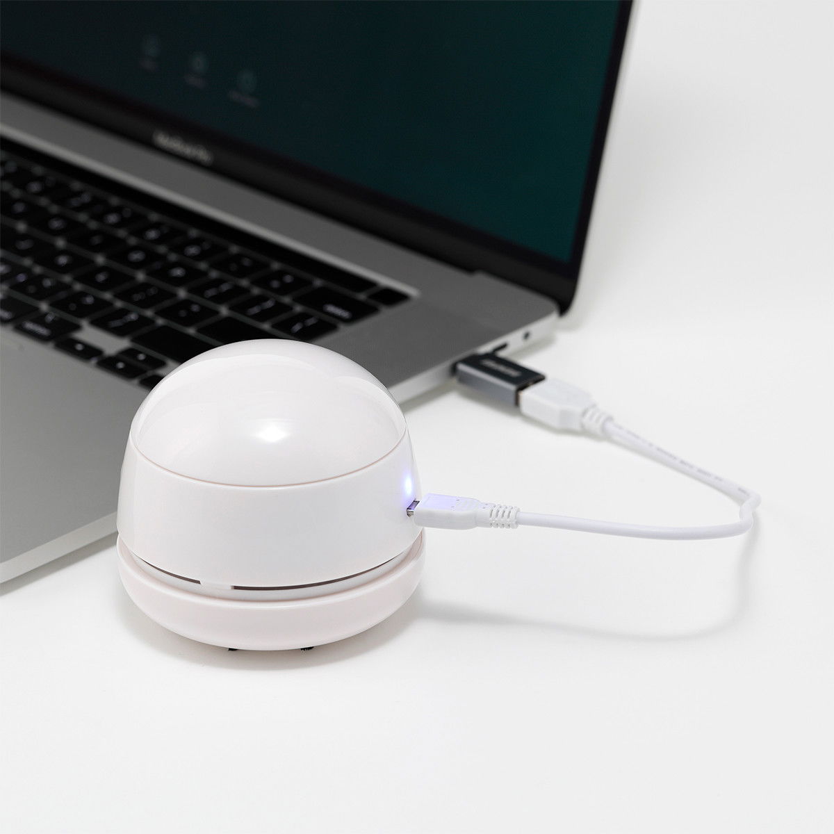 Acurit Rechargeable Mini White Vacuum