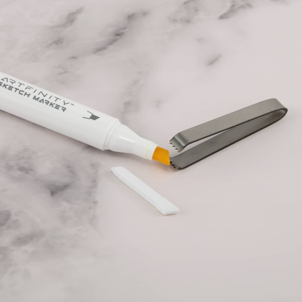 Artfinity Sketch Marker Chisel Replacment Nibs 8 Pack + Tweezers - (91867)