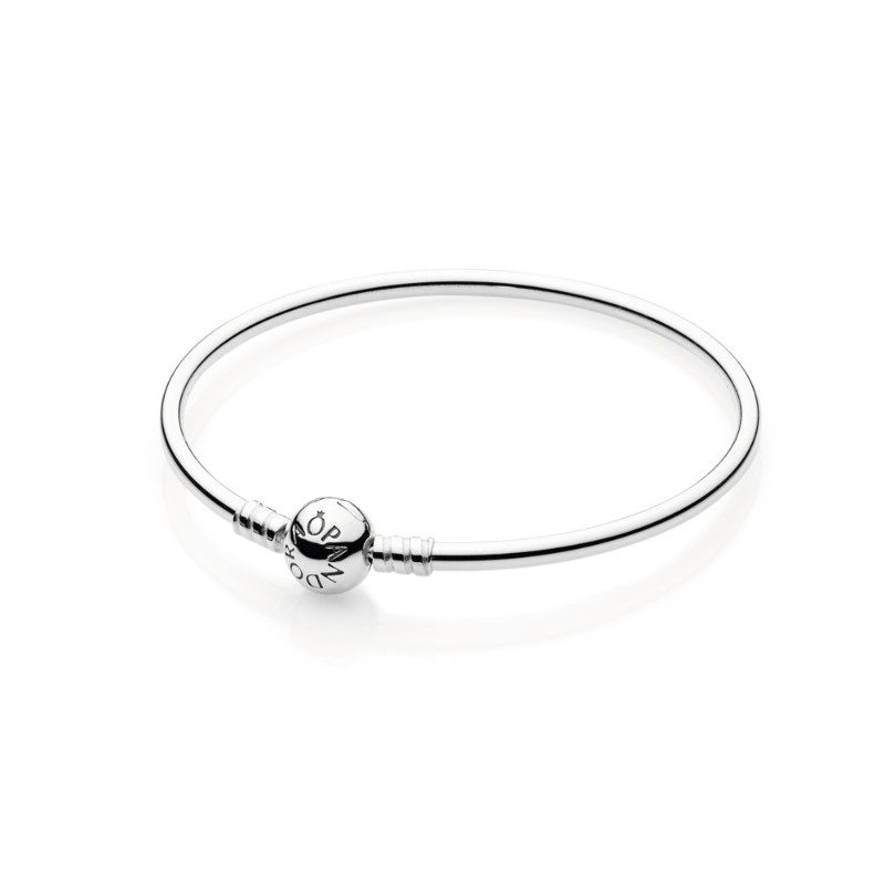Logo Clasp Bangle