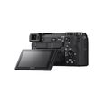 Sony - a6400 Mirrorless Camera with 18-135mm f/3.5-5.6 Lens Sony - a6400 Mirrorless Camera with 18-135mm f/3.5-5.6 Lens