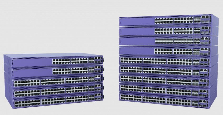 Shop Extreme Networks 5420 Series Universal Edge Switch